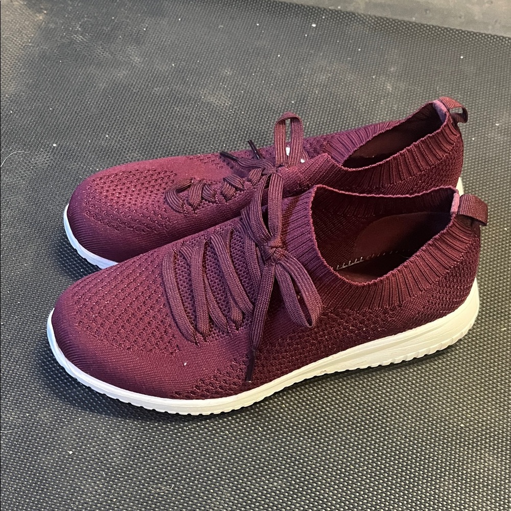 Women's Burgundy Knit Sneakers